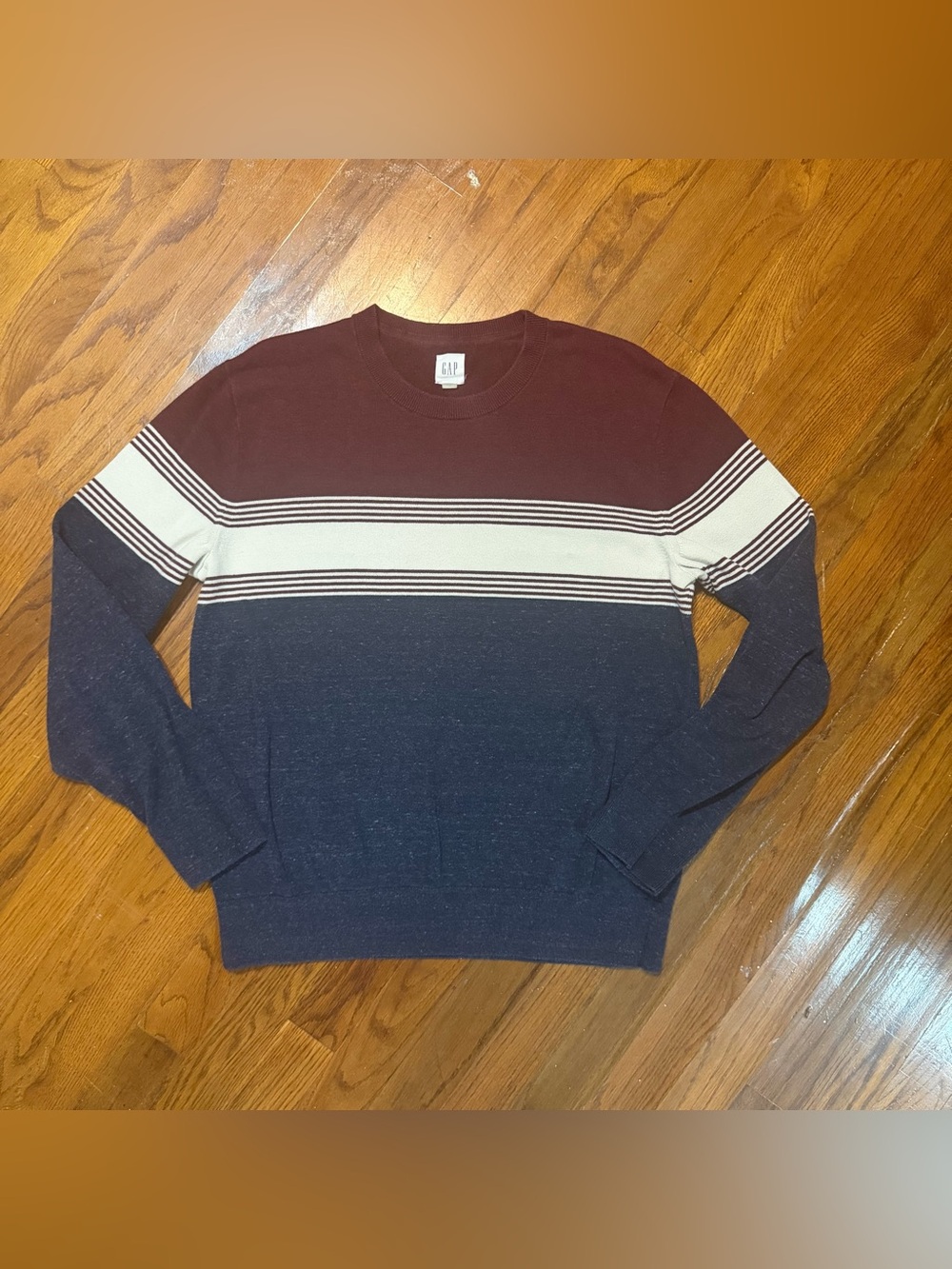 GAP 2010s Men's Maroon, Cream & Navy Striped Crewneck Sweater